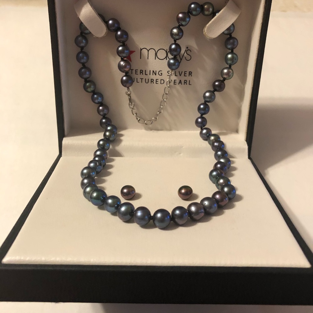 Pearl necklace and earrings